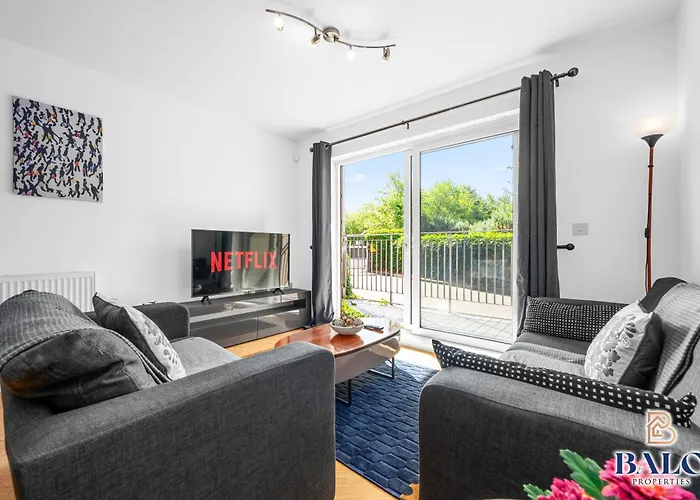 Modern Spacious 2Bedroom Apartment Great! Location By Etihad Mancity Stadium& Coop Live Arena