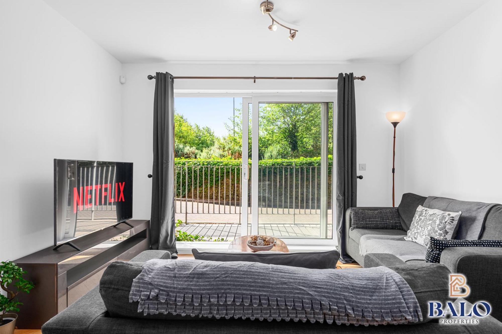 Modern Spacious 2bedroom Great! Location By Etihad Mancity Stadium& Coop Live Arena Apartment *